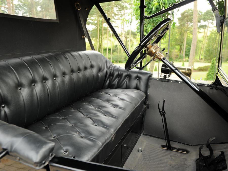  Ford Model T Roadster 1915 года  (фото 5 из 7)